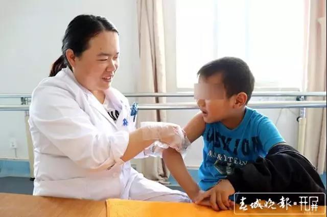 感謝春城晚報(bào)、保山新聞網(wǎng)對(duì)小潤(rùn)潤(rùn)的關(guān)心，感謝患者對(duì)我院的信任！
